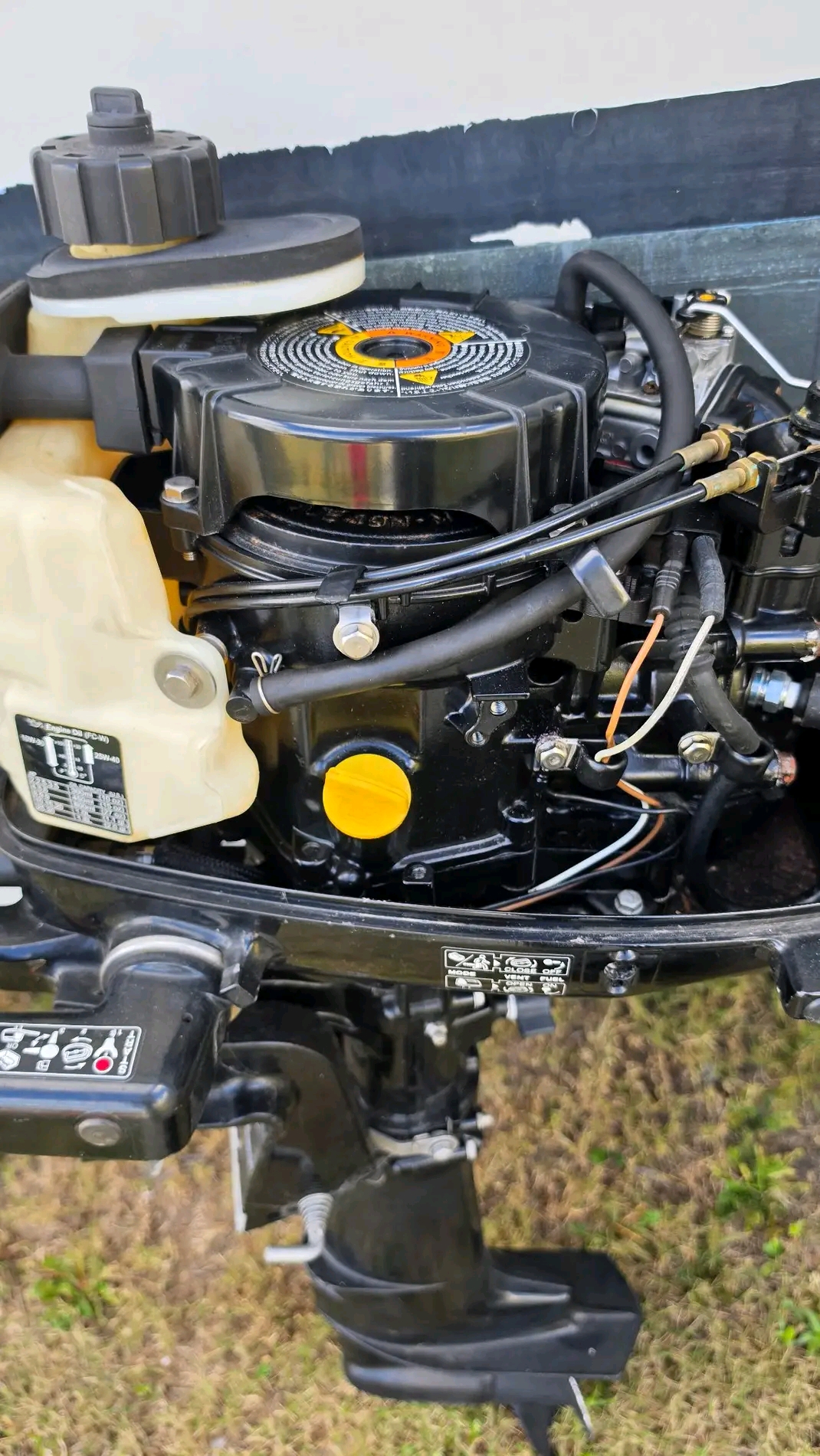 Mercury 5HP 4 Stroke Outboard Motor - Image 4