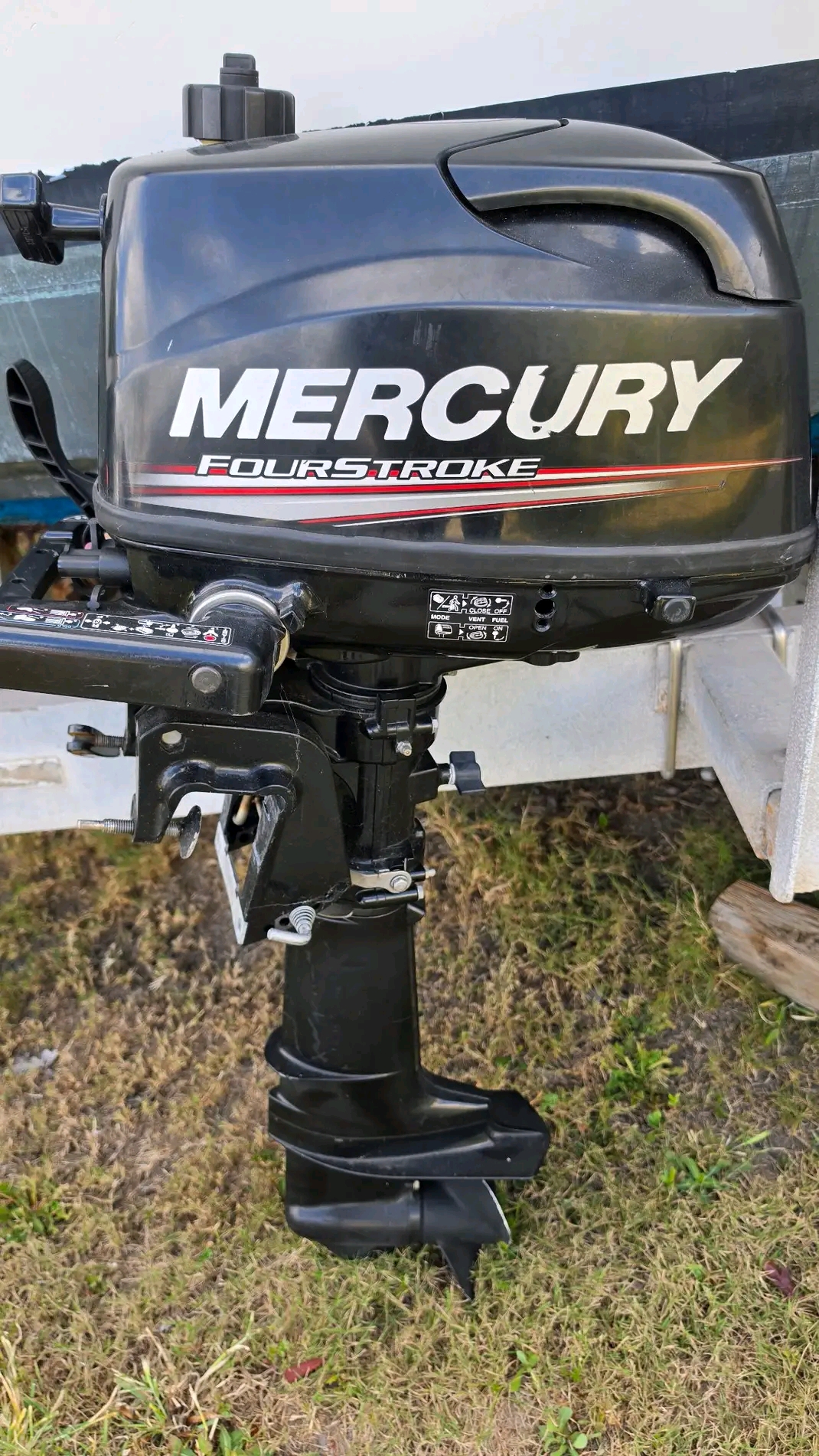 Mercury 5HP 4 Stroke Outboard Motor - Image 2