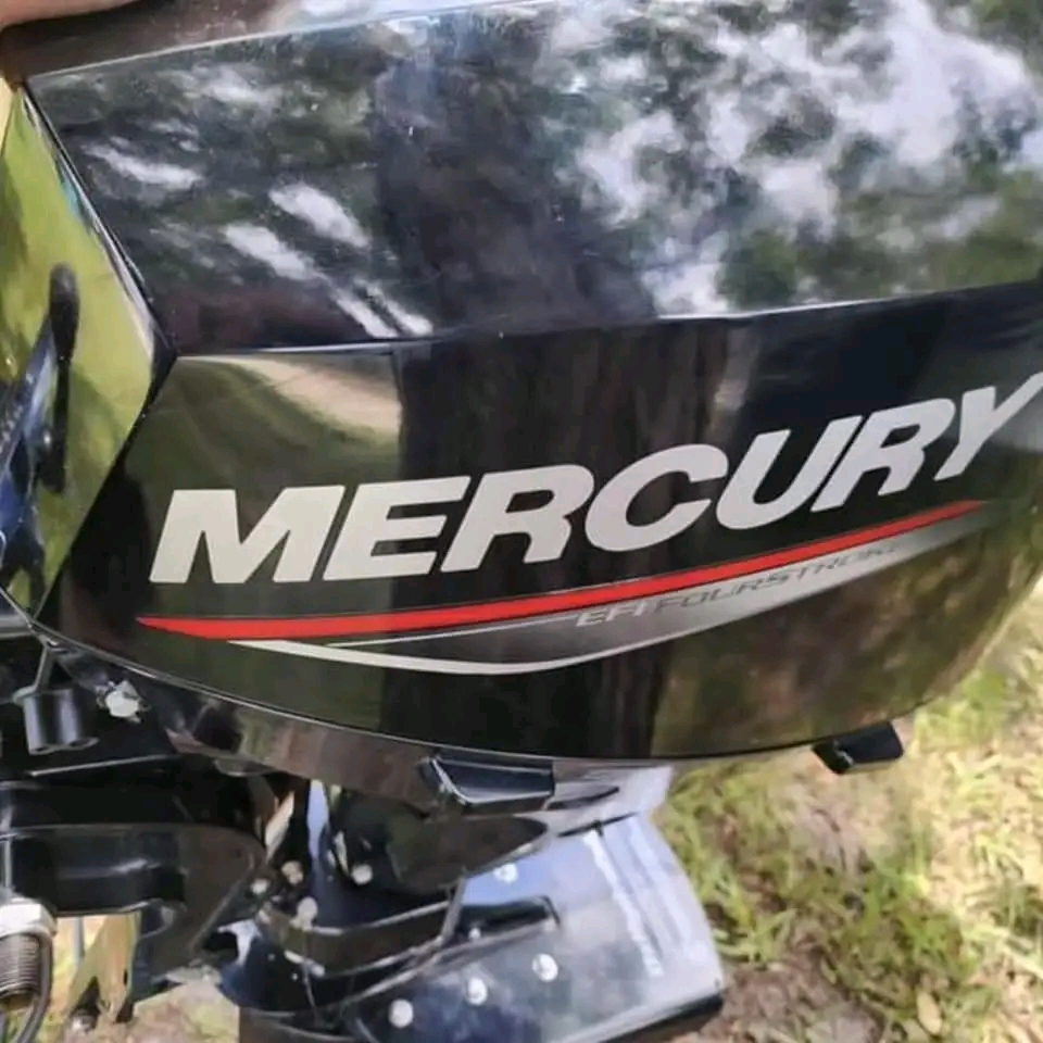 Mercury 20HP 4 Stroke Outboard Motor - Image 3