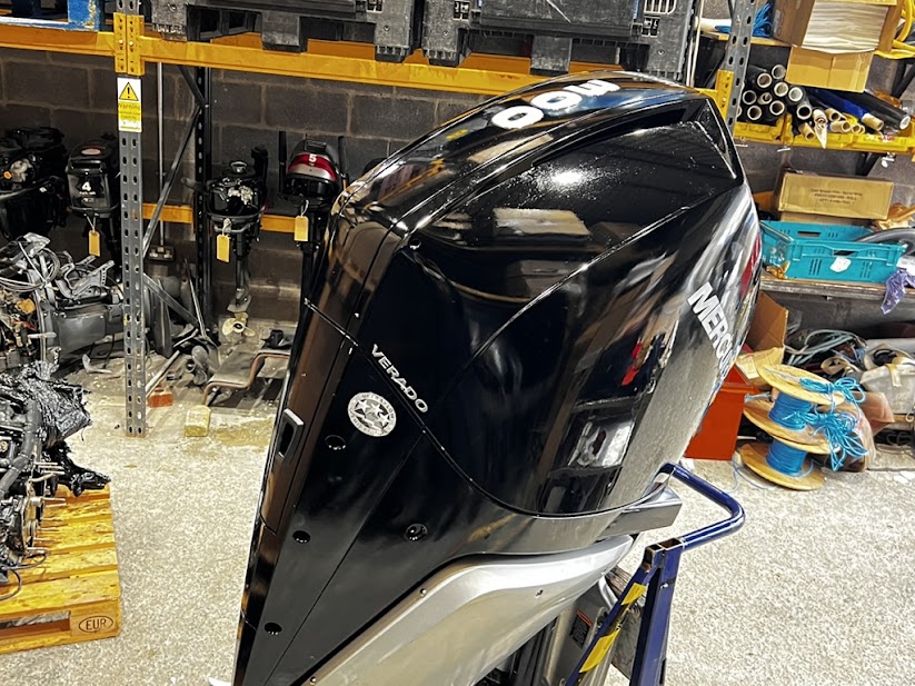 Used 300hp mercury V8 Verado 4 stroke 2020 model, XL or XXL shaft, full brand new rig kit included inc power steering - Image 2