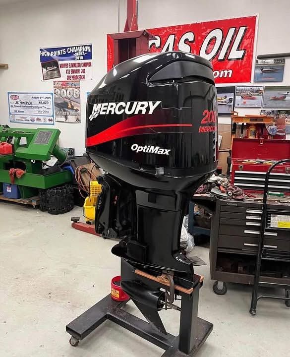 Mercury 200HP 2-Stroke Outboard - Image 2