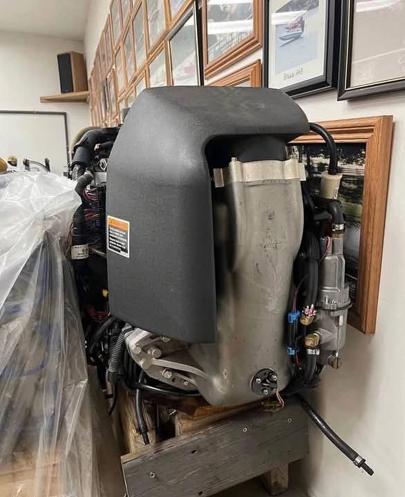 Mercury 200HP 2-Stroke Outboard - Image 5