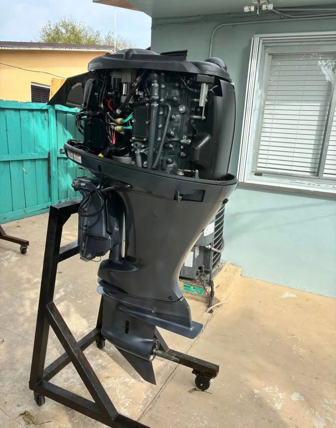Yamaha 200HP 4-Stroke Outboard - Image 5