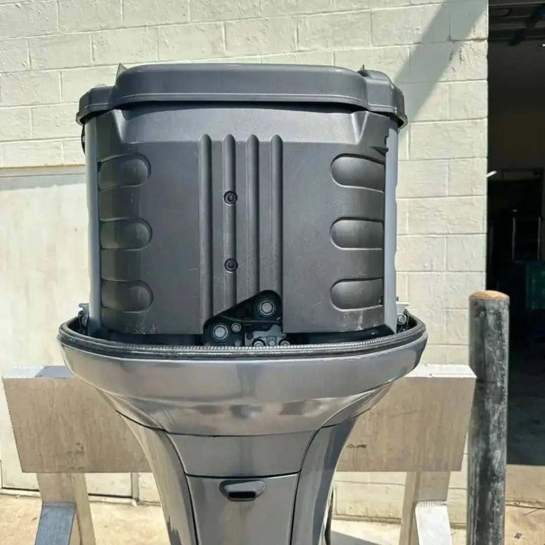 Yamaha 225HP 4-Stroke Outboard - Image 9